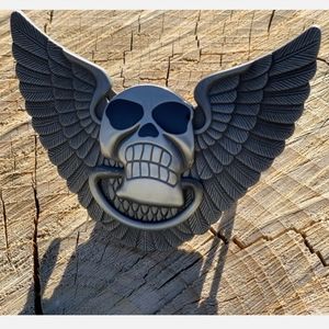 Flying skull wings belt buckle